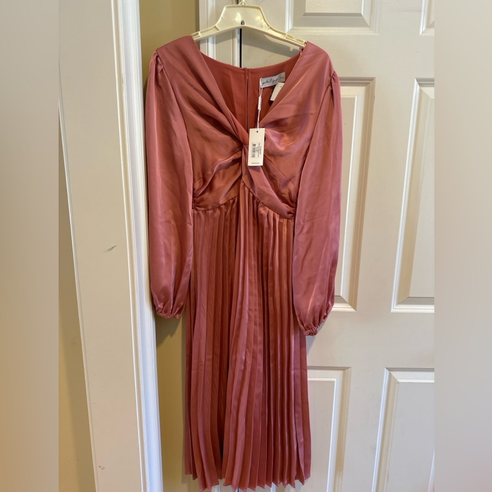 Petal & Pup Noelle Twist Front Pleated Midi Dress Blush Pink Long Sleeve NWT L